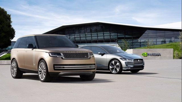 Jaguar Land Rover vende casi un 5% menos en su segundo trimestre, por encima de las 88.000 unidades
